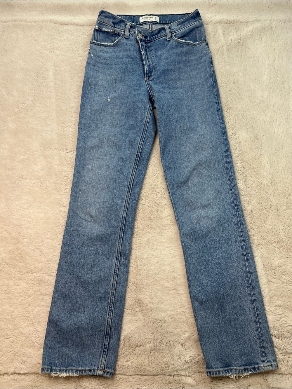 Abercrombie & Fitch The 90s Straight Ultra High Rise Jeans Light Blue Size 25